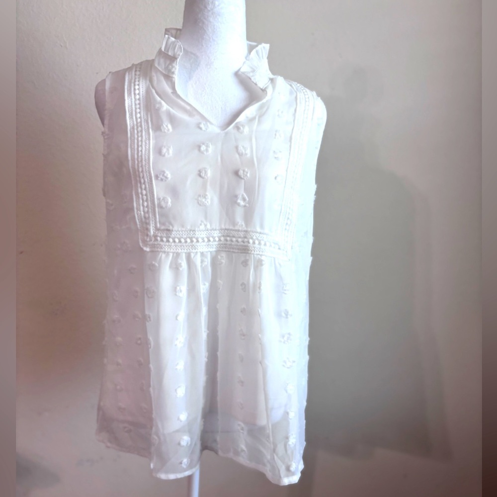 White Chiffon blouse. Size M.